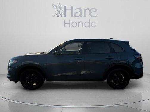 Pearl 2027 Honda HR-V Sport