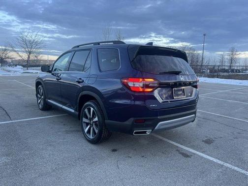 2025 Honda Pilot Touring