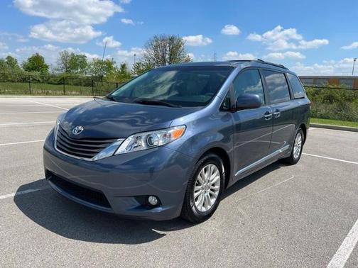 2014 Toyota Sienna L
