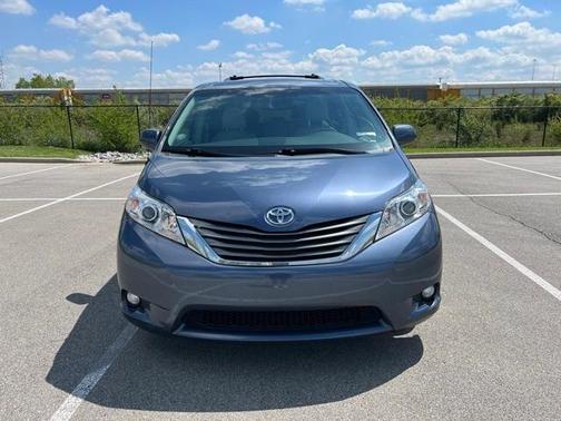2014 Toyota Sienna L