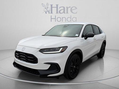 Platinum White Pearl 2027 Honda HR-V Sport