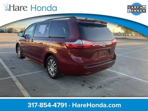 2019 Toyota Sienna XLE