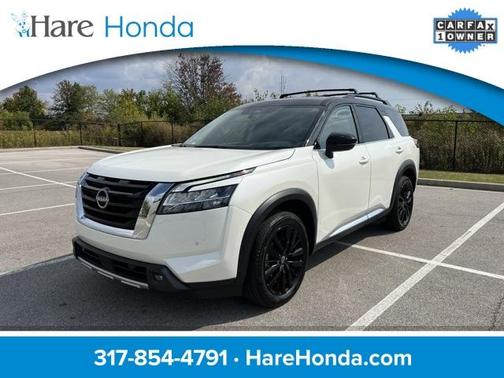 2023 Nissan Pathfinder Platinum