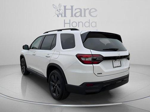 Platinum White Pearl 2026 Honda Pilot Sport