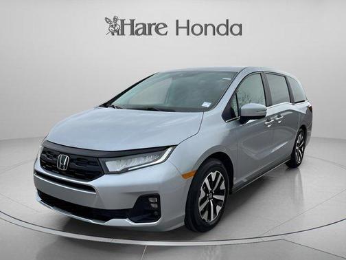 Solar Silver Metallic 2026 Honda Odyssey EX-L