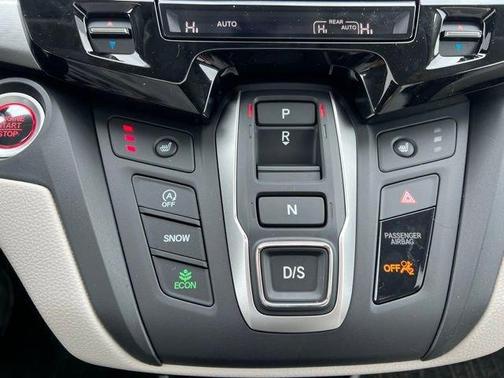 Solar Silver Metallic 2026 Honda Odyssey EX-L