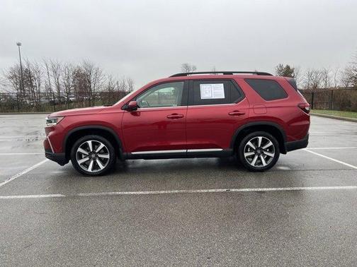 2024 Honda Pilot Touring