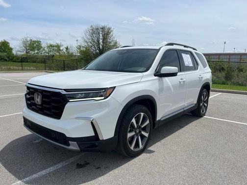 2023 Honda Pilot Touring