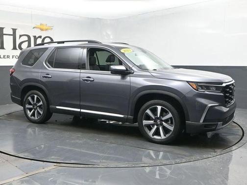 2023 Honda Pilot Touring