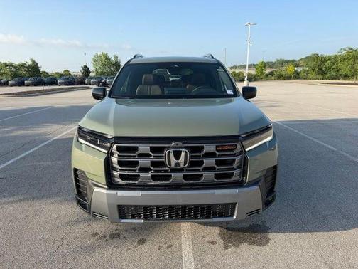 Ash Green 2026 Honda Pilot TrailSport