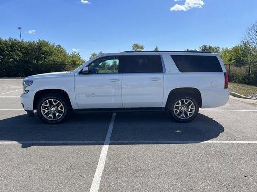 2016 Chevrolet Suburban LT