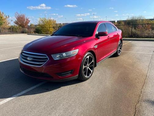 2015 Ford Taurus SEL