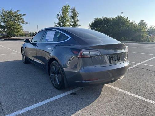 2019 Tesla Model 3 Performance