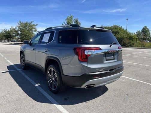 2020 GMC Acadia SLT