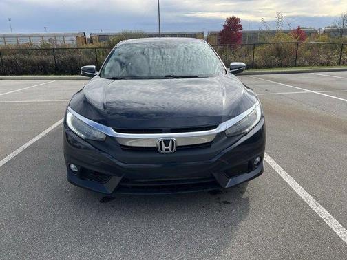 2017 Honda Civic Touring