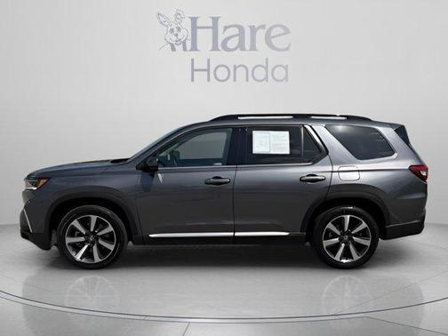Modern Steel Metallic 2023 Honda Pilot Elite