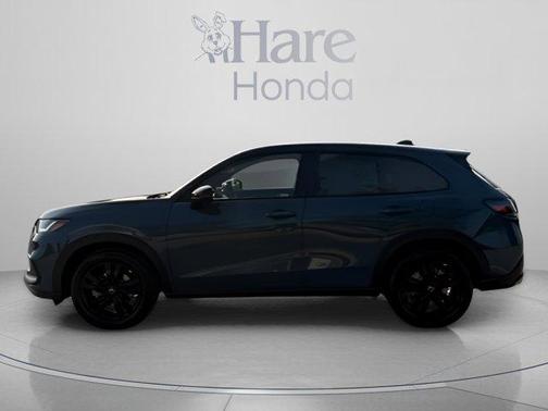 Pearl 2027 Honda HR-V Sport