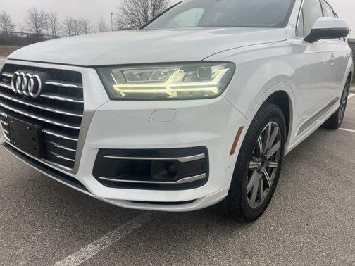 2019 Audi Q7 55 Premium Plus