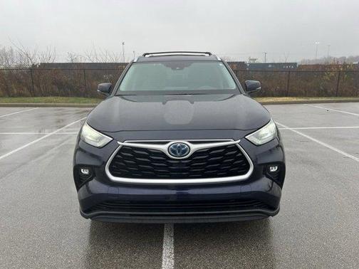 2020 Toyota Highlander Hybrid XLE