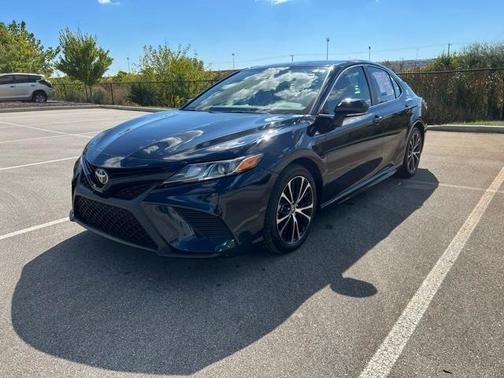 2020 Toyota Camry 