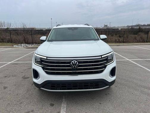 2024 Volkswagen Atlas 2.0T SE