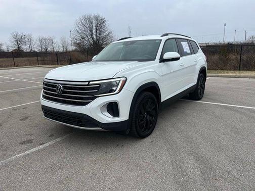 2024 Volkswagen Atlas 2.0T SE