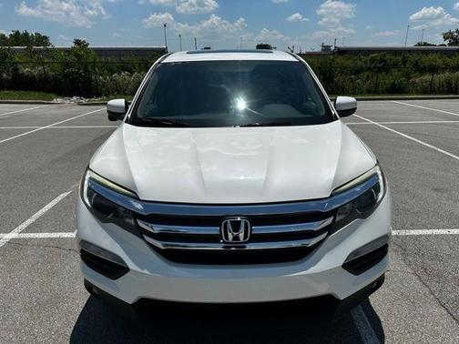 2017 Honda Pilot EX-L w/ Navigation