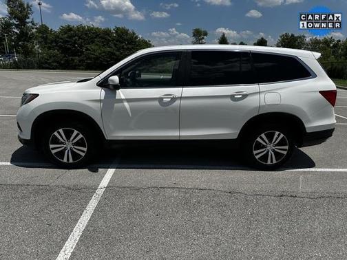 2017 Honda Pilot EX-L w/ Navigation