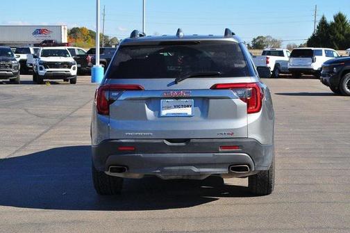 2023 GMC Acadia AWD AT4