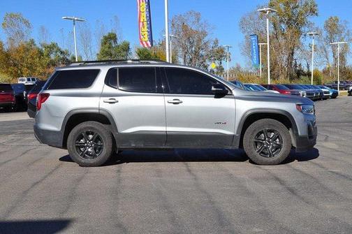 2023 GMC Acadia AWD AT4