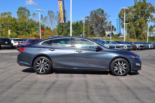 2020 Chevrolet Malibu FWD RS