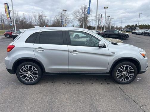 2019 Mitsubishi Outlander Sport 2.0 ES