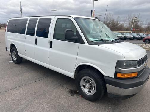 2018 Chevrolet Express 3500 LT