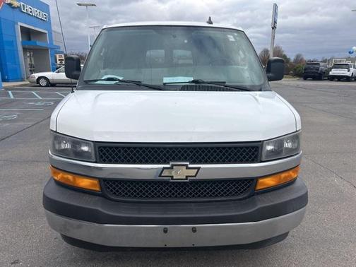 2018 Chevrolet Express 3500 LT