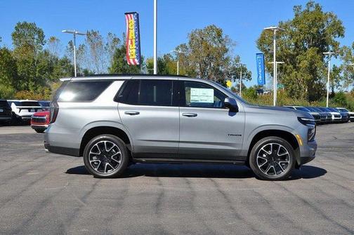 2026 Chevrolet Tahoe 4WD RST