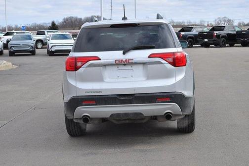 2018 GMC Acadia SLE-2