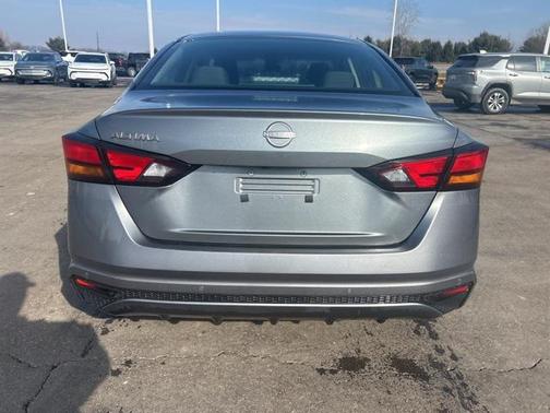 2023 Nissan Altima S FWD