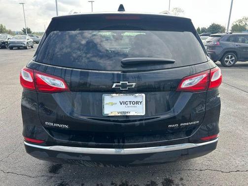 Mosaic Black Metallic 2020 Chevrolet Equinox L