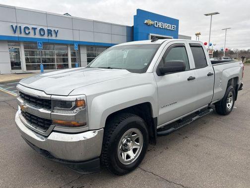 Silver Ice Metallic 2018 Chevrolet Silverado 1500 LS