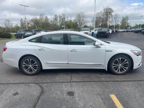 2017 Buick LaCrosse Essence