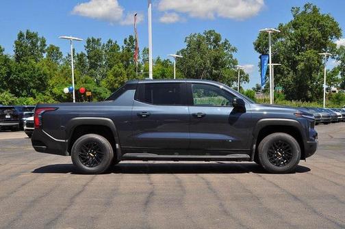 2025 Chevrolet Silverado EV LT