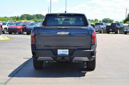 2025 Chevrolet Silverado EV LT
