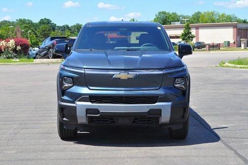 2025 Chevrolet Silverado EV LT