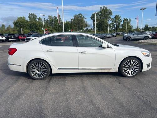 2014 Kia Cadenza Premium