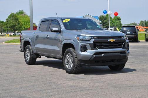 Sterling Gray Metallic 2024 Chevrolet Colorado LT
