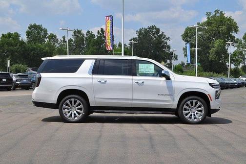 2025 Chevrolet Suburban Premier