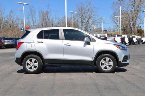 2022 Chevrolet Trax LS