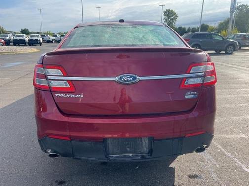 2016 Ford Taurus SEL