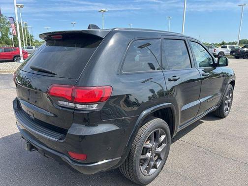 Diamond Black Crystal Pearlcoat 2021 Jeep Grand Cherokee 80th Anniversary 4x4