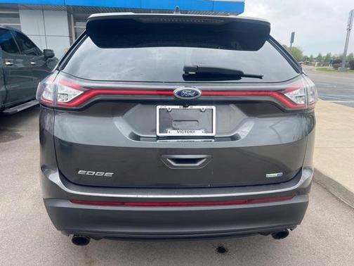 2018 Ford Edge SE